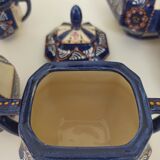 Art deco tea set in cream and blue faience signed. HB de la Hubaudière, Quimper. Around 1930
