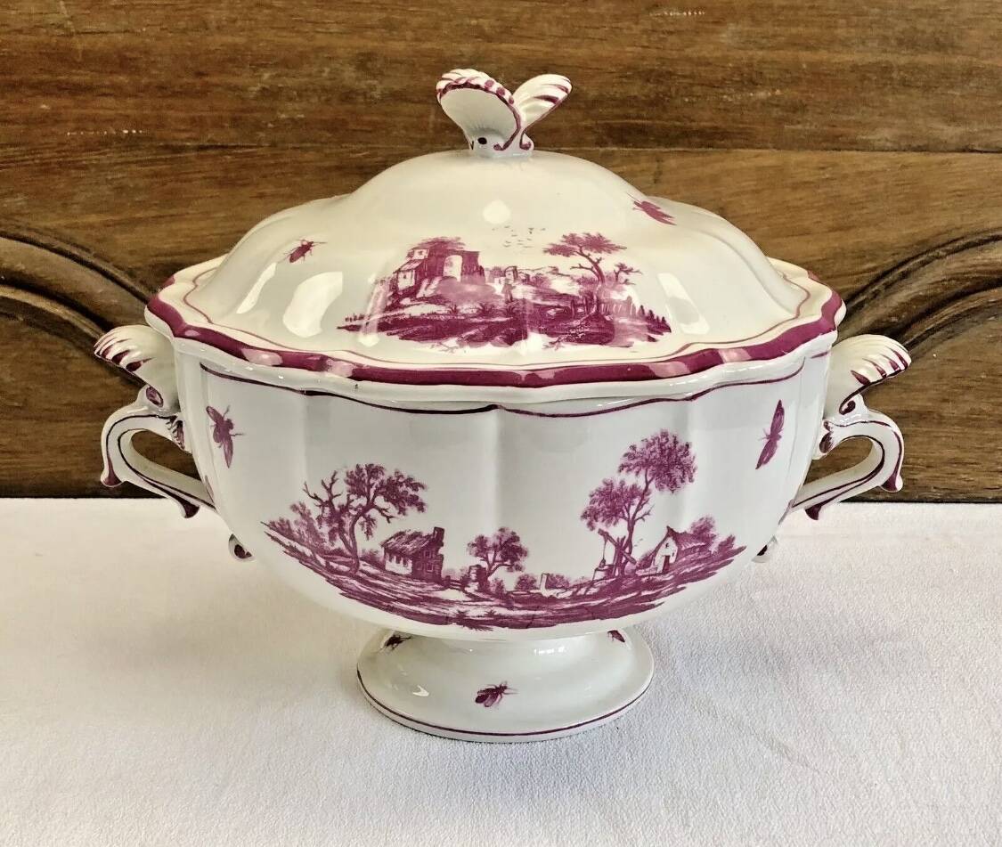 Antique large Gien vegetable soup tureen, pink landscape model, 1938/1960