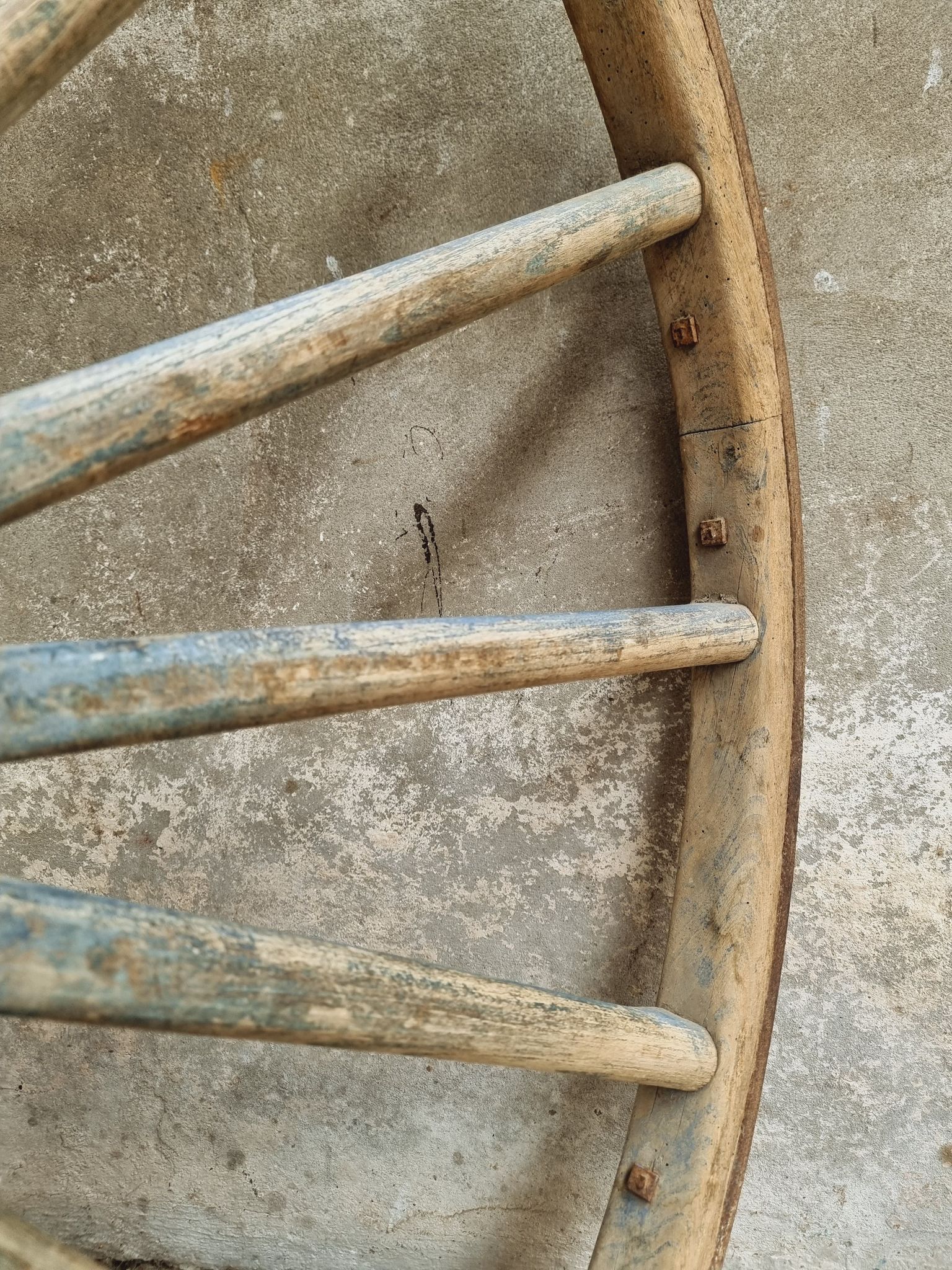 Antique cart wheel wagon wheel XXL oak wood 126 cm