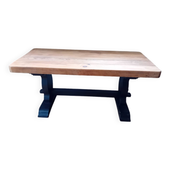 Monastery coffee table in oak