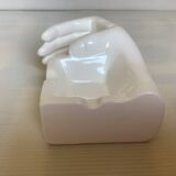 Hand ashtray