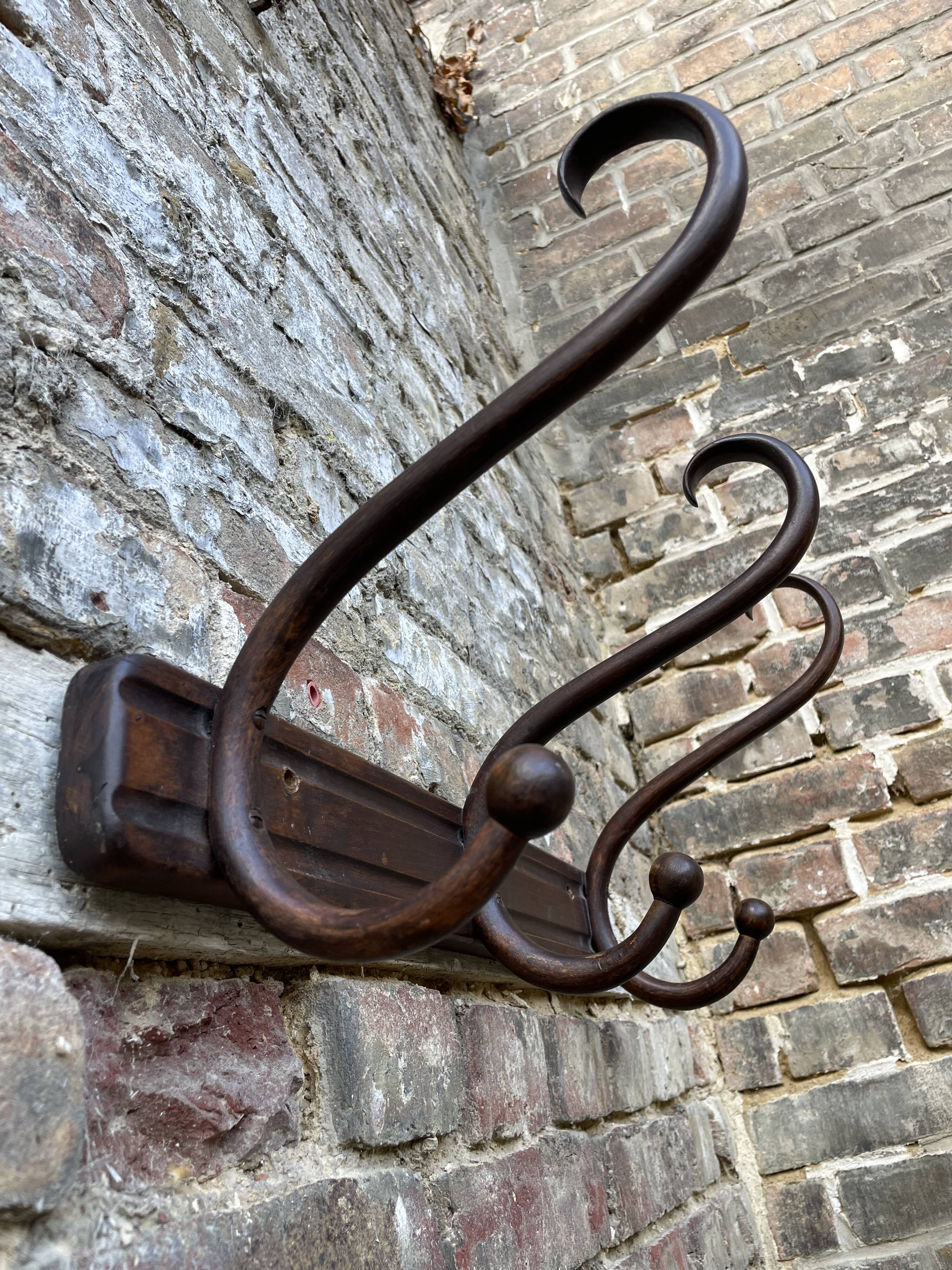 Thonet wall rack XIXth