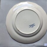 English plate with coat of arms