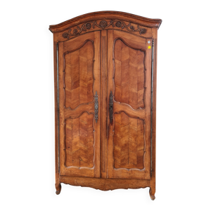Grande armoire en merisier
