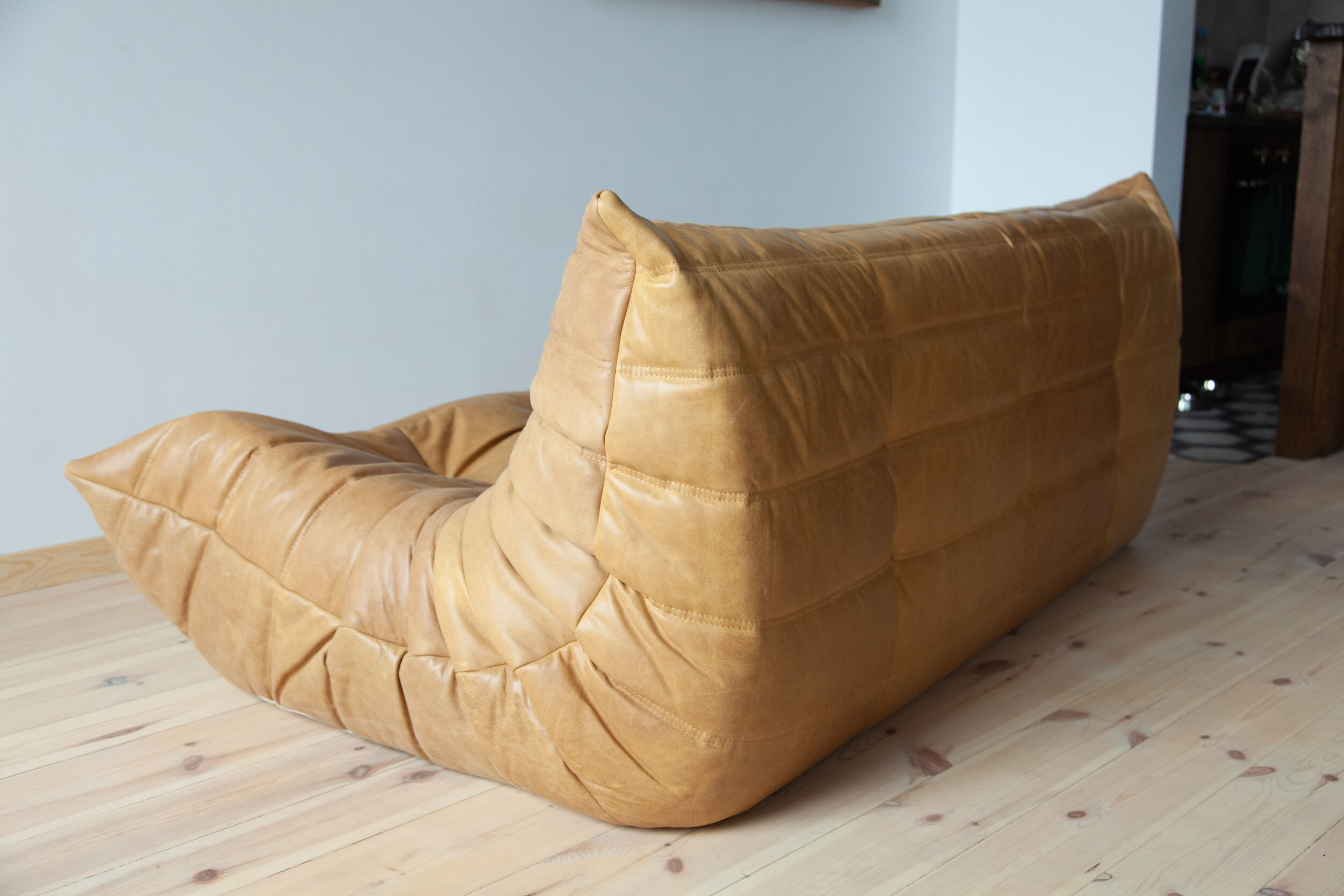 3 seater Togo camel leather sofa designed by Michel Ducaroy 1973