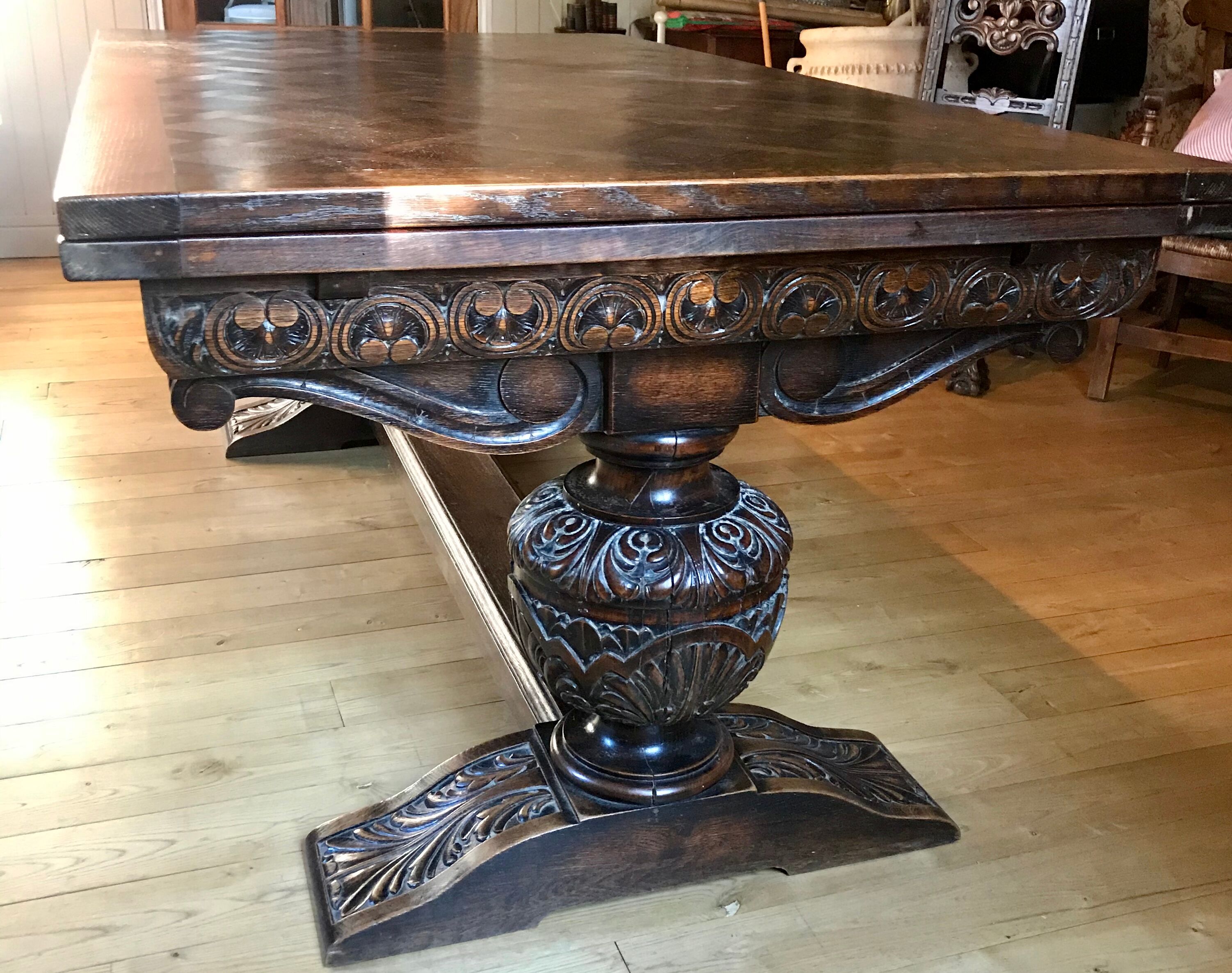 Dining room table with its Spanish Renaissance chairs