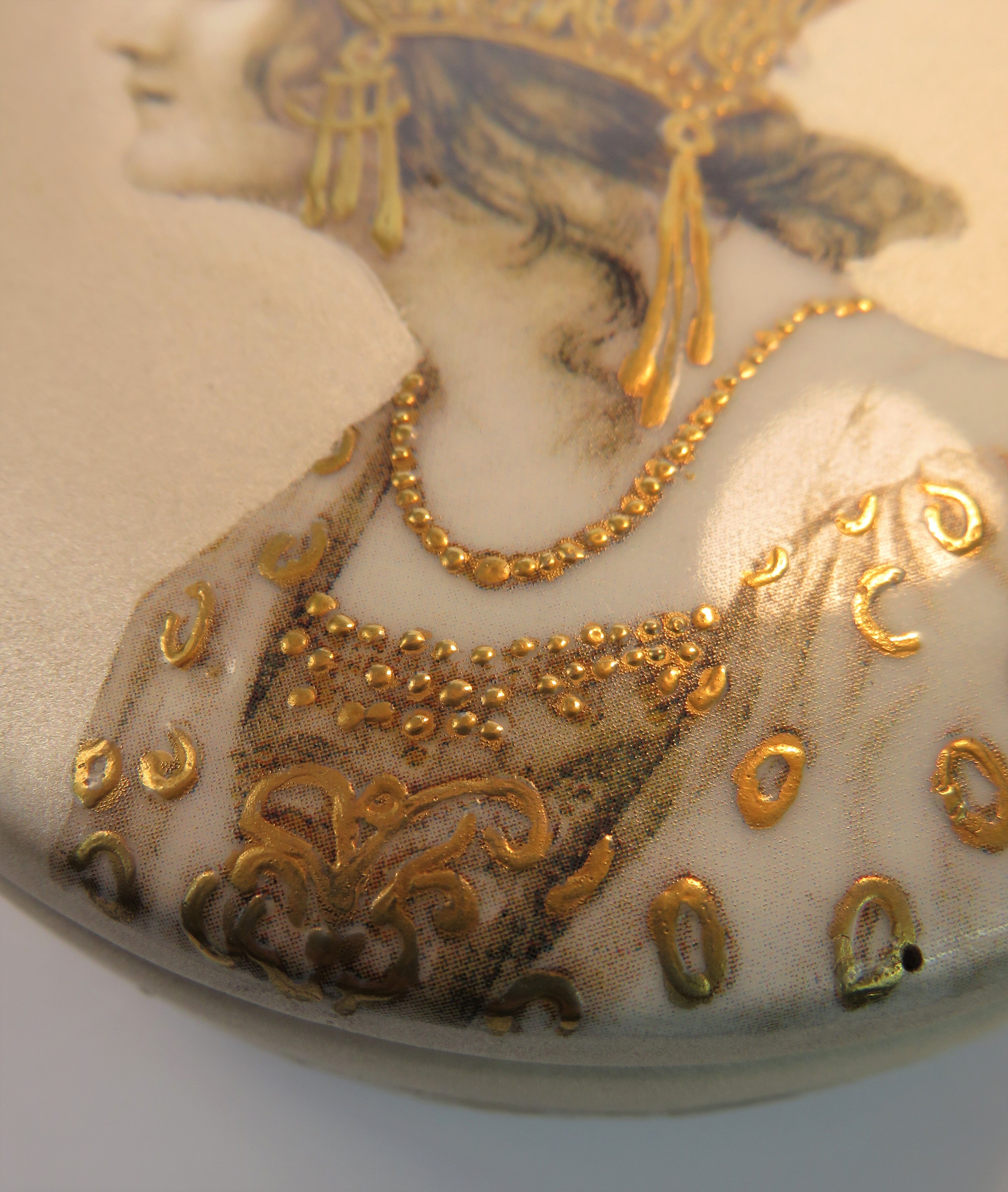 Vintage jewelry box from the 1980s Signed Natasha Farina Paris