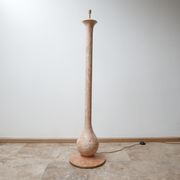 Lampadaire en marbre rose