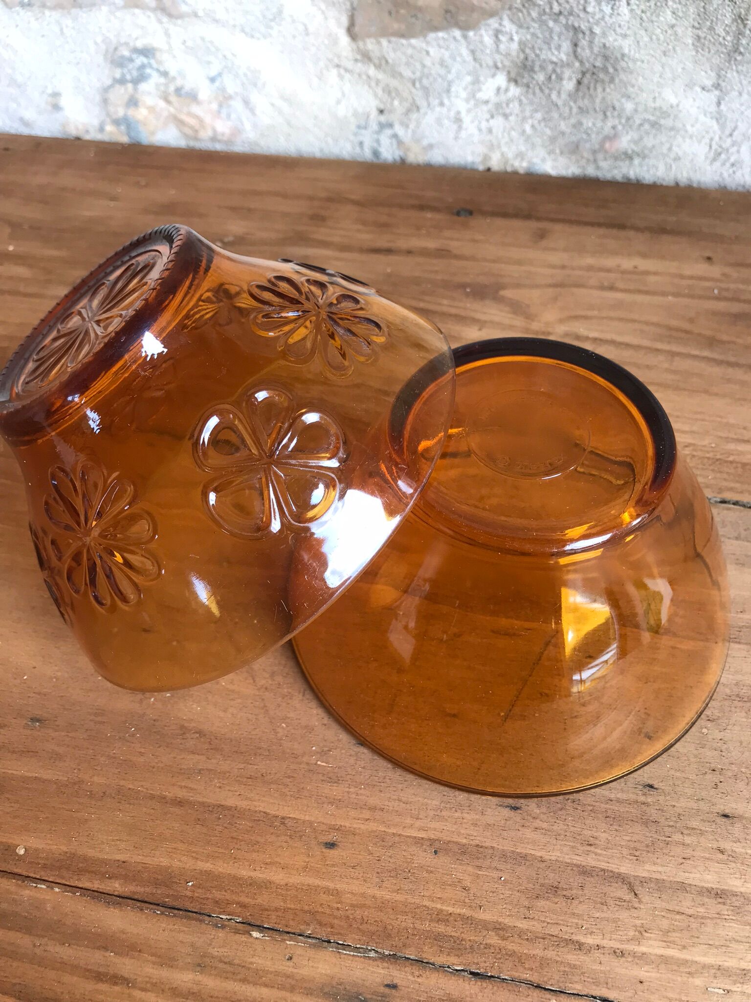Duo de bols en verre ambré