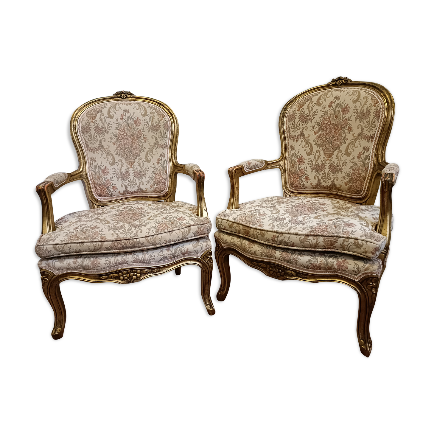 Pair of shepherdesses Louis XV gilded wood