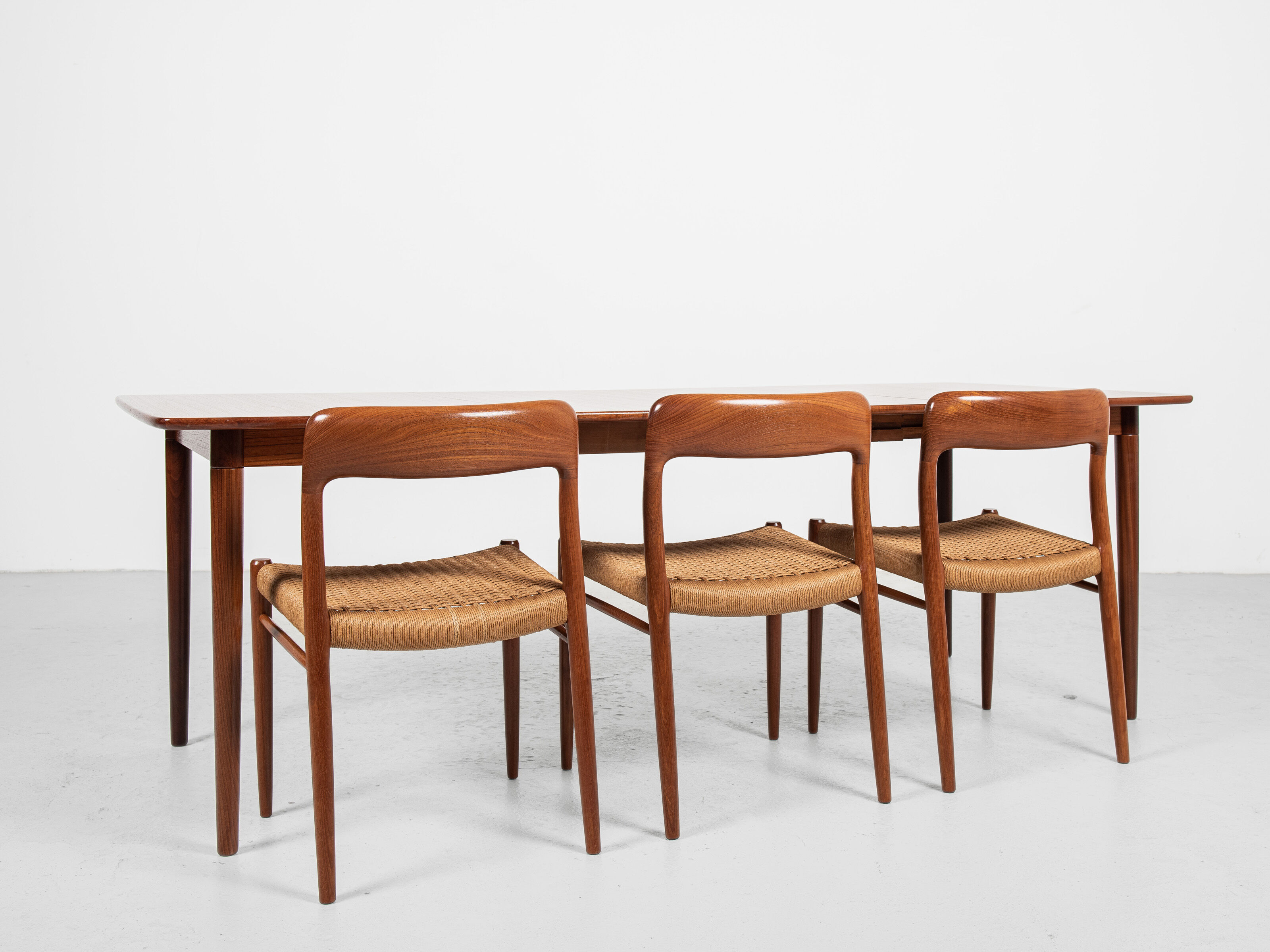 Midcentury extendable dining table in teak by Alf Aarseth for Gustav Bahus 1960s