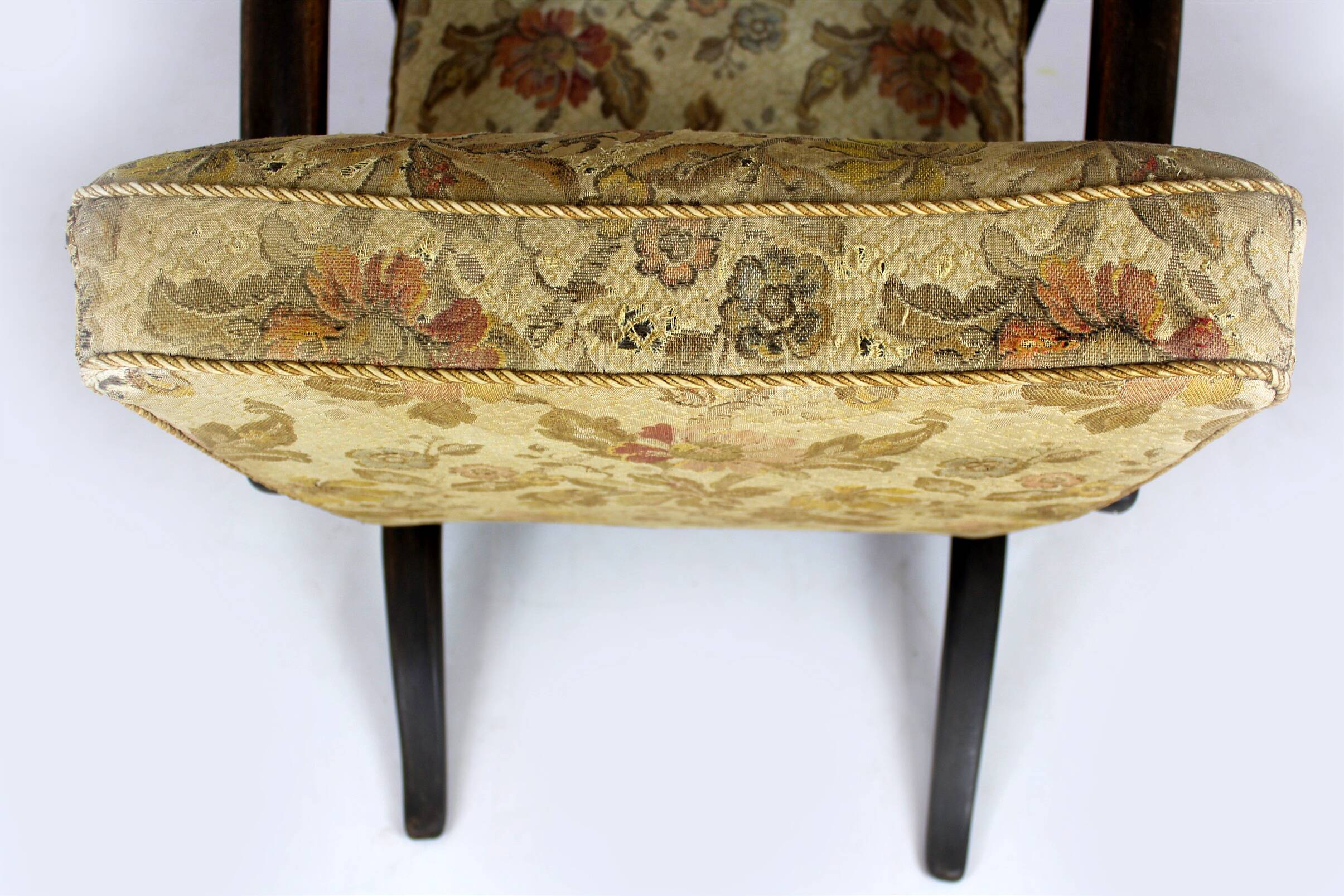 H-269 Lounge Chair by Jindřich Halabala, 1930s
