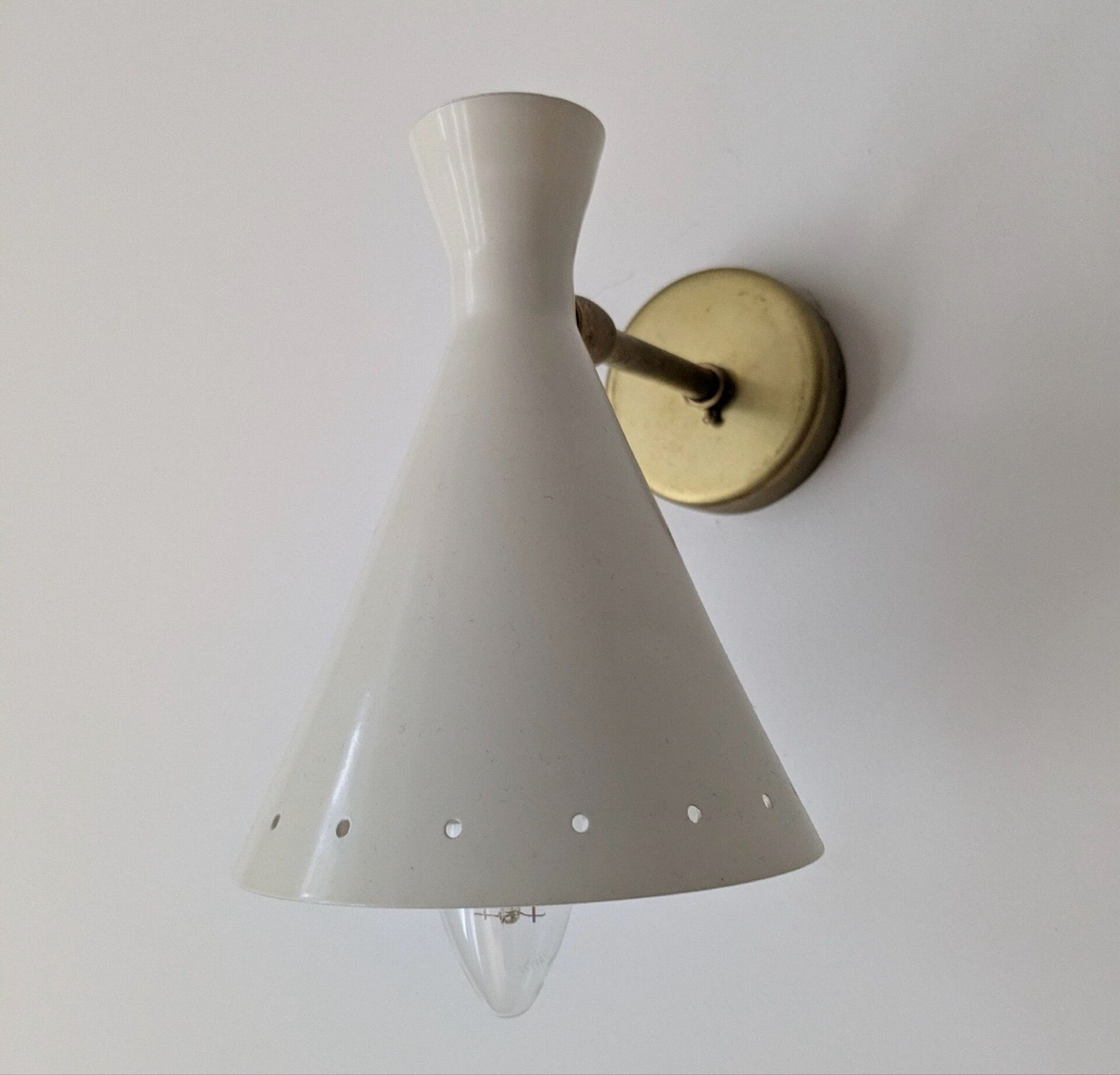 Pairs of wall sconces in Italian style from the 1950s.