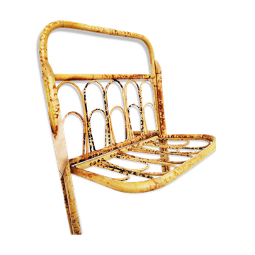 Magazine holder