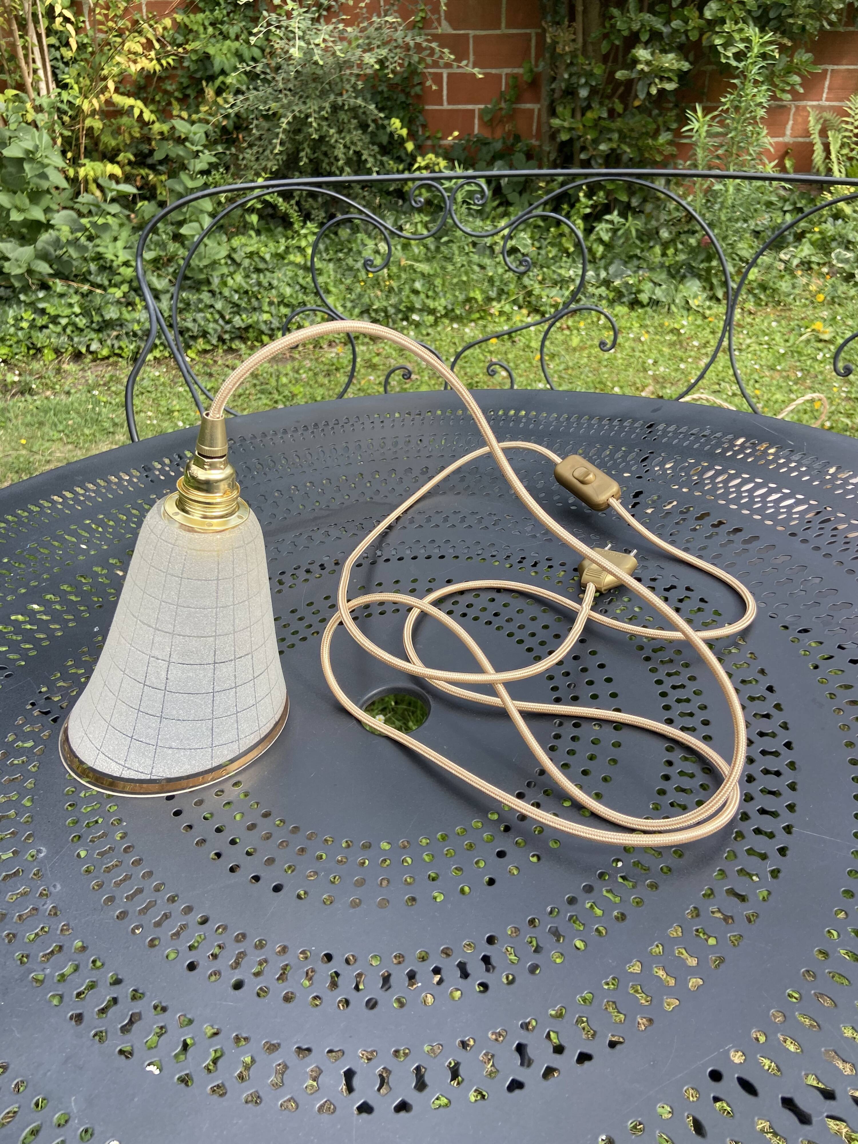 Vintage 1950s granite glass globe lamp