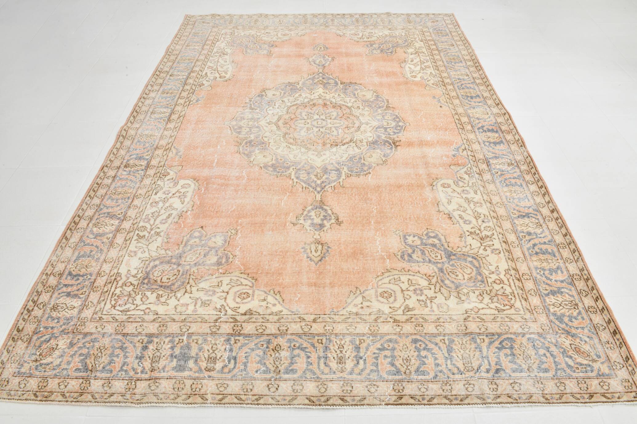 7x10 Oversize Persian Rug, 218x309Cm
