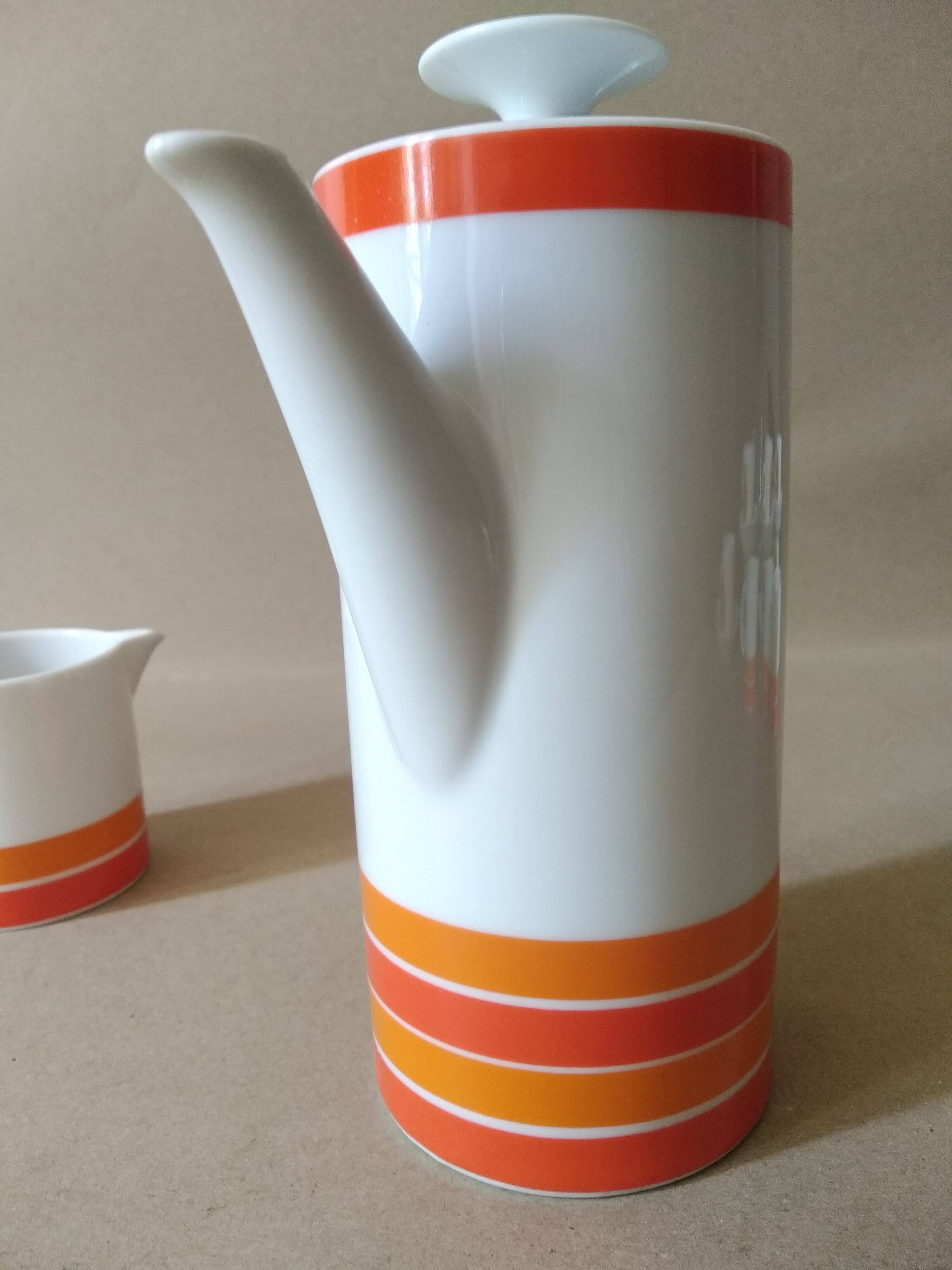 Set Coffee pot + milk jug Porcelain THOMAS Vintage. Luciana medallion. 70s