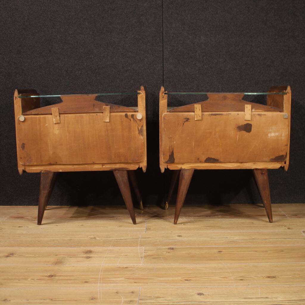 Paire de tables de chevet design des années 50
