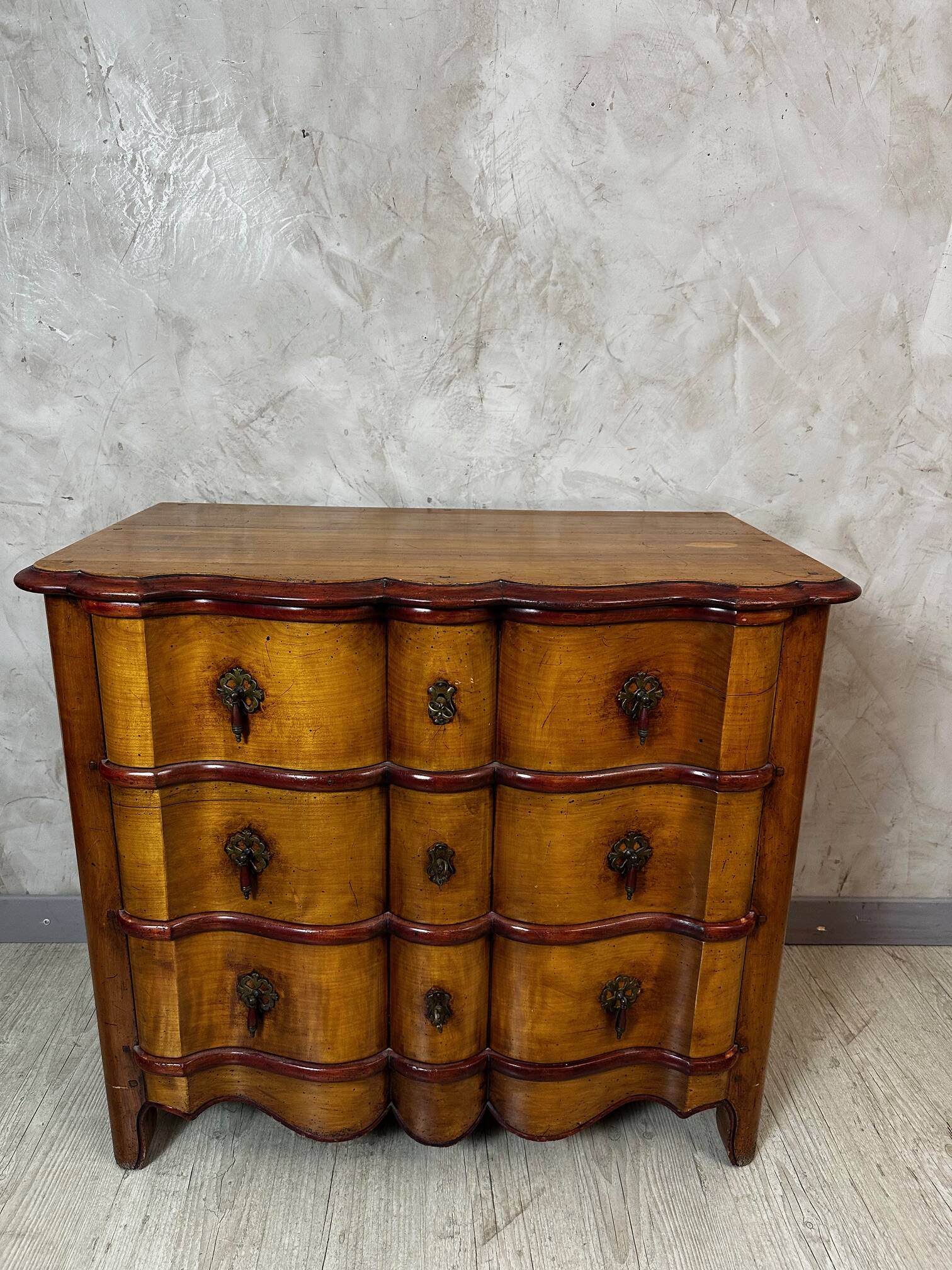Commode début XXème siècle