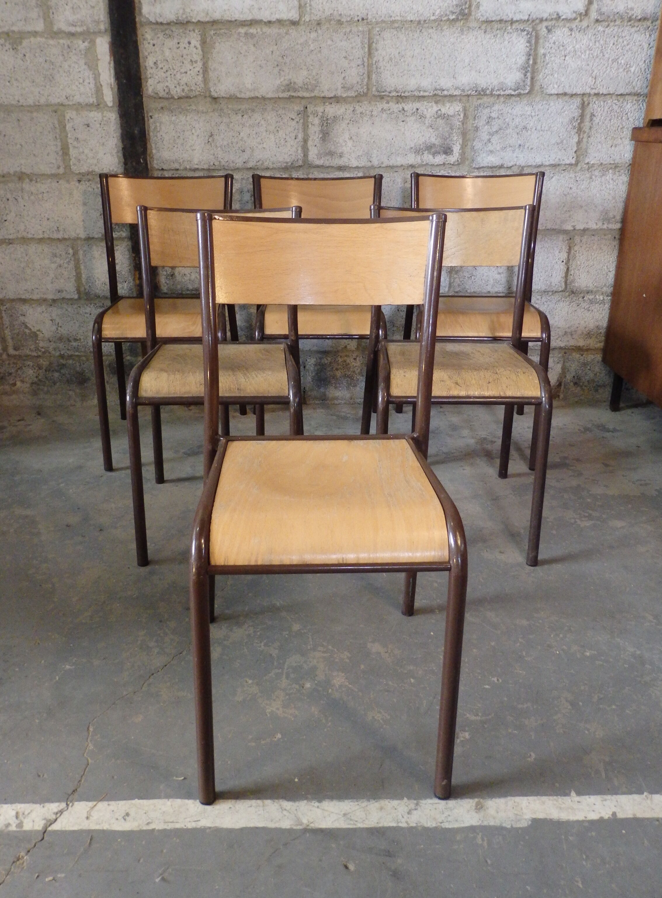 Set of 6 chairs of schoolboy Mullca 510.