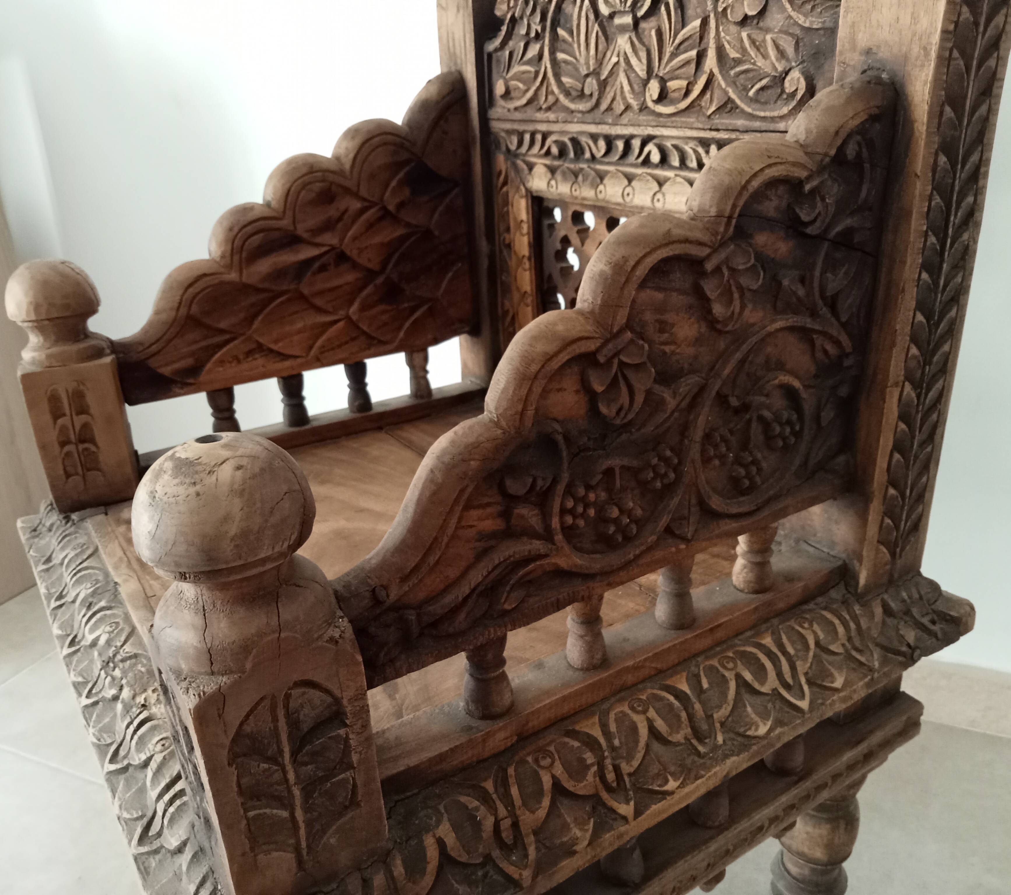 Fauteuil ancien Pidha Num2 Radjastan XIXeme en Palissandre massif