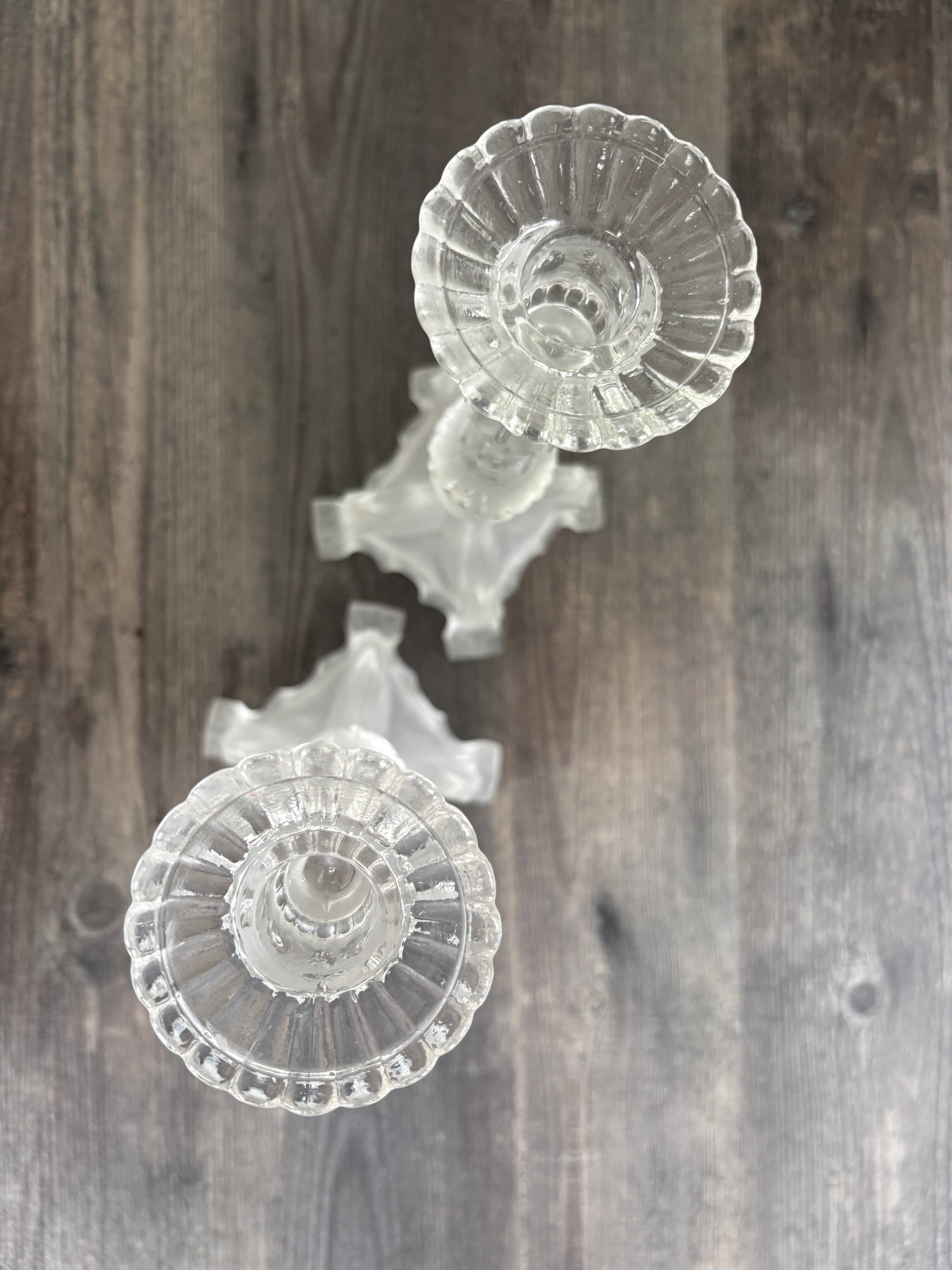 Pair of antique candlesticks Val Saint Lambert - Griffin model