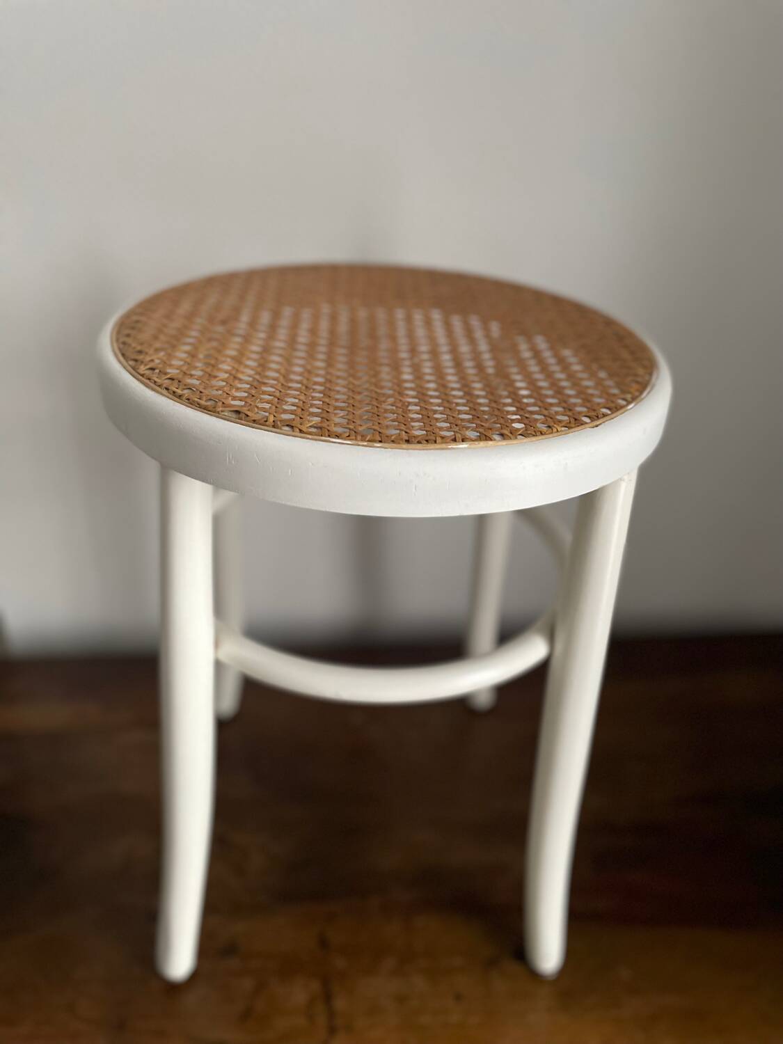 Tabouret canné