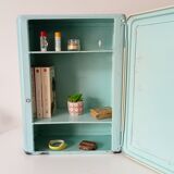 Vintage metal medicine cabinet from the 1950s