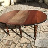 Round table 6 feet with solid mahogany extensions