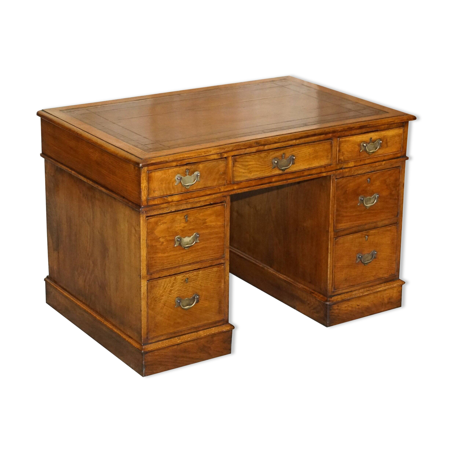 Georgian oak chest of drawers restored around 1800