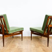 Paire de fauteuils verts du milieu du siècle 1965