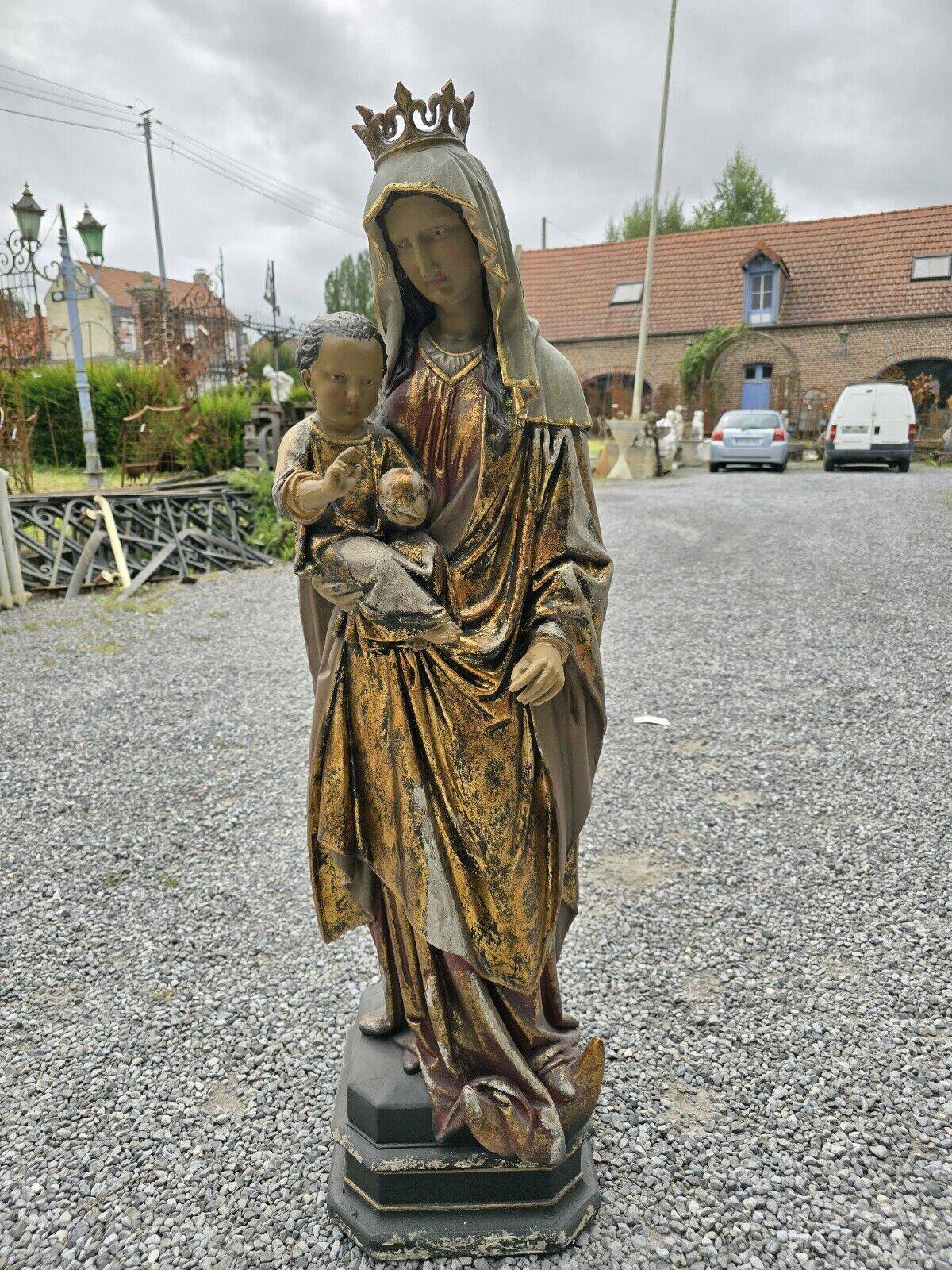 statue de la vierge à l'enfant en polyester