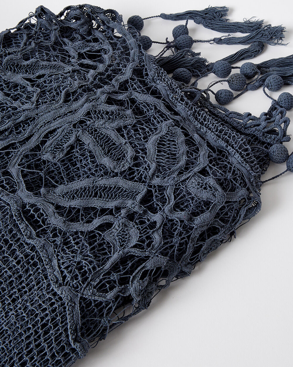 Mesh bedspread - carbon