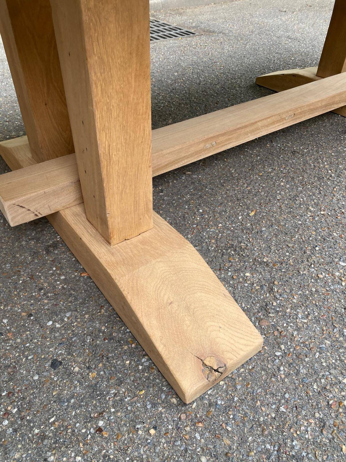 Grande table de monastère brutaliste en chêne massif 210x100cm 70s