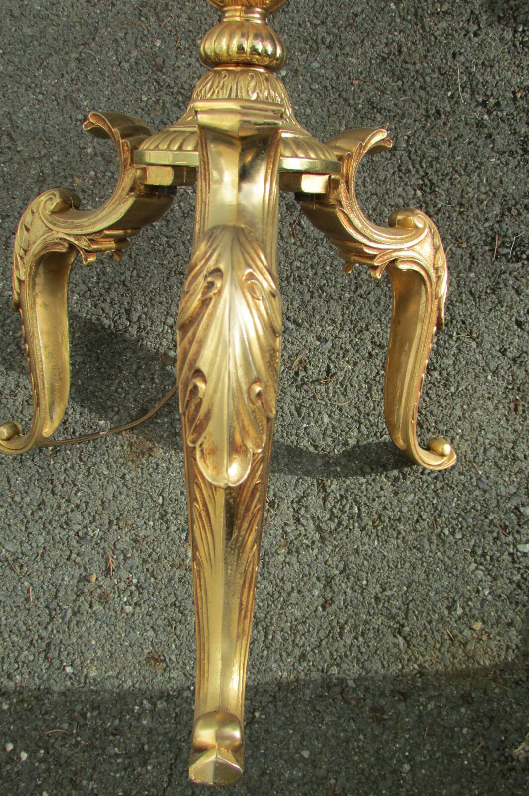 Vintage floor lamp in bronze, brass and onyx, tripod