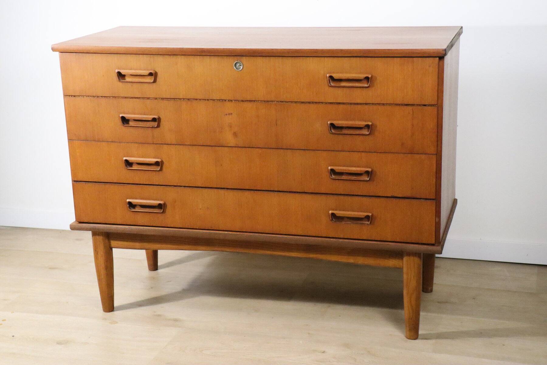 Scandinavian teak chest of drawers, 1960