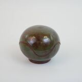 Ceramic nesting pocket emptier