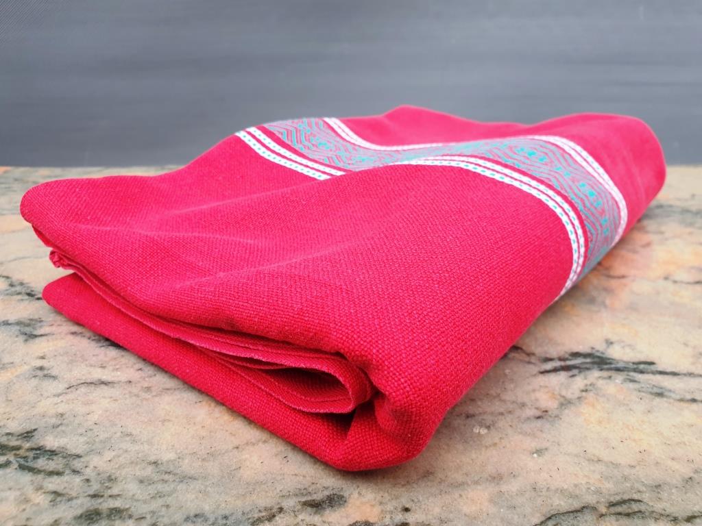 Vintage vermilion Basque tablecloth 180X130