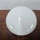 Lampe de table en verre blanc des années 70 avec interrupteur tactile