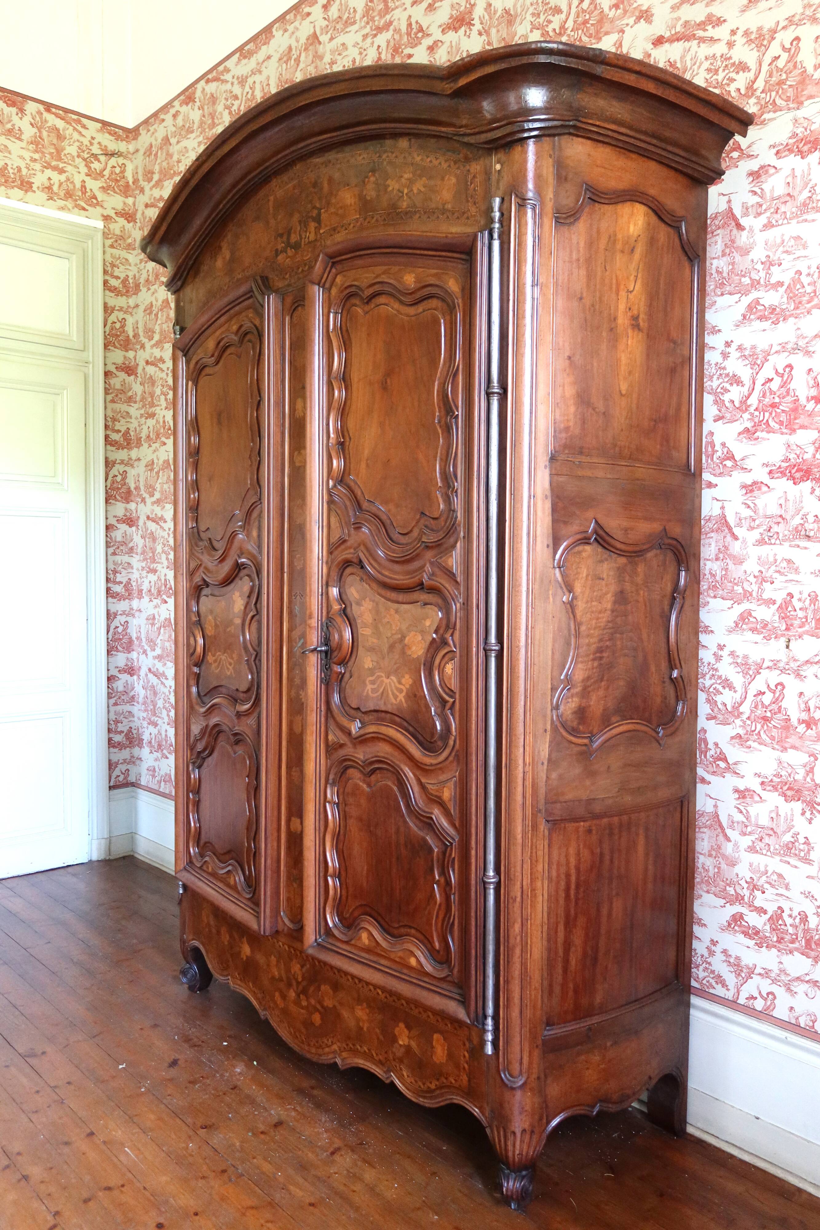 18th century curved Louis XV wardrobe