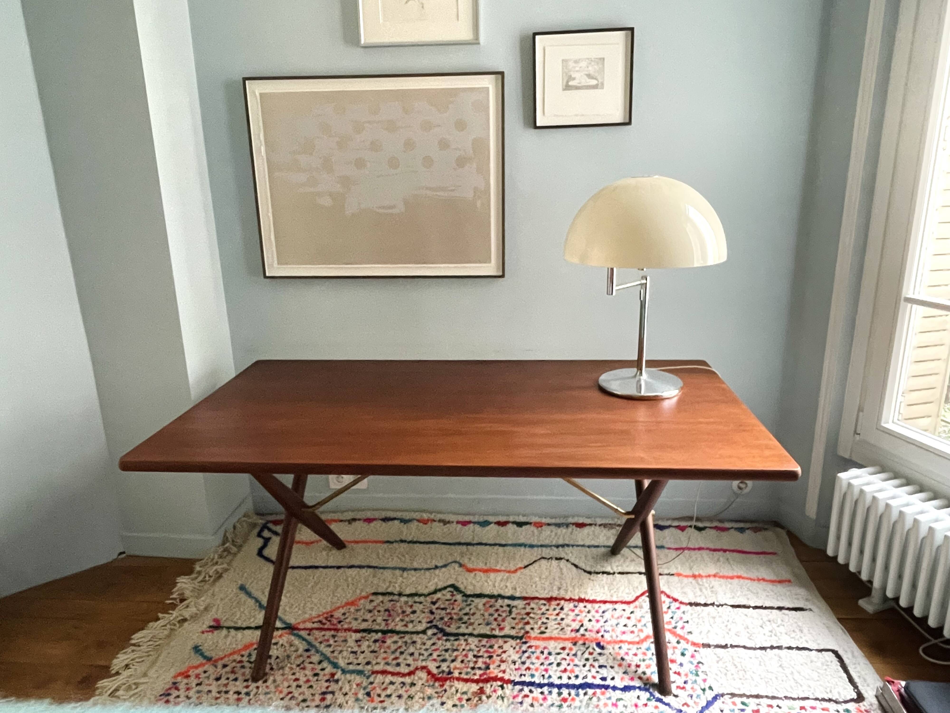 Table Hans Wegner