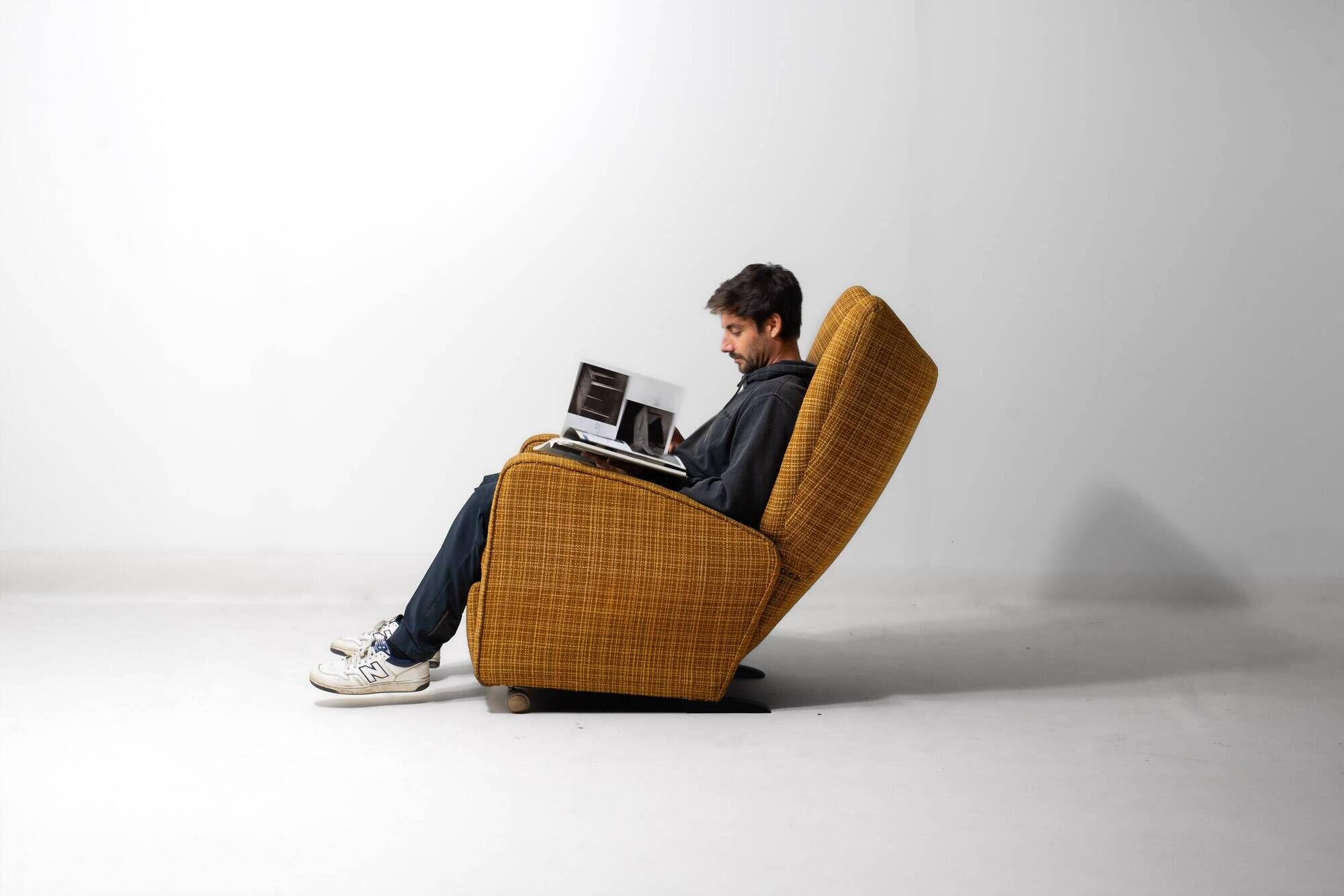 Fauteuil vintage à oreilles inclinable, années 1960
