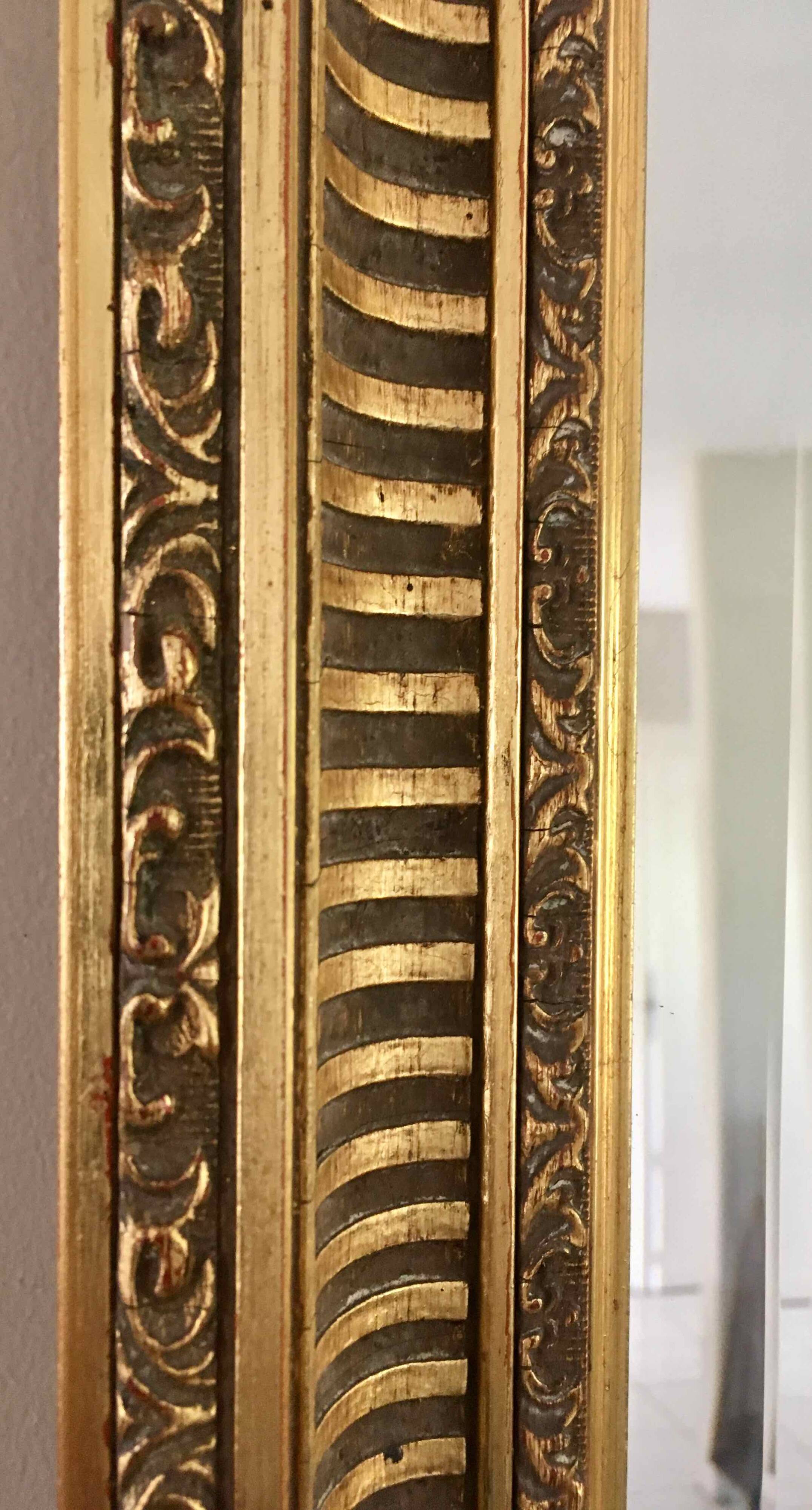 Beveled mirror 81x61cm