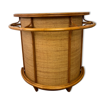 Rattan bar