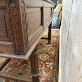 Bureau plat en chêne massif de style Renaissance