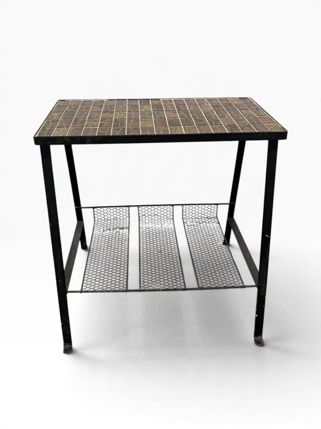 Vintage metal side table/plant table with ceramic accent