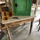 Table de toilette