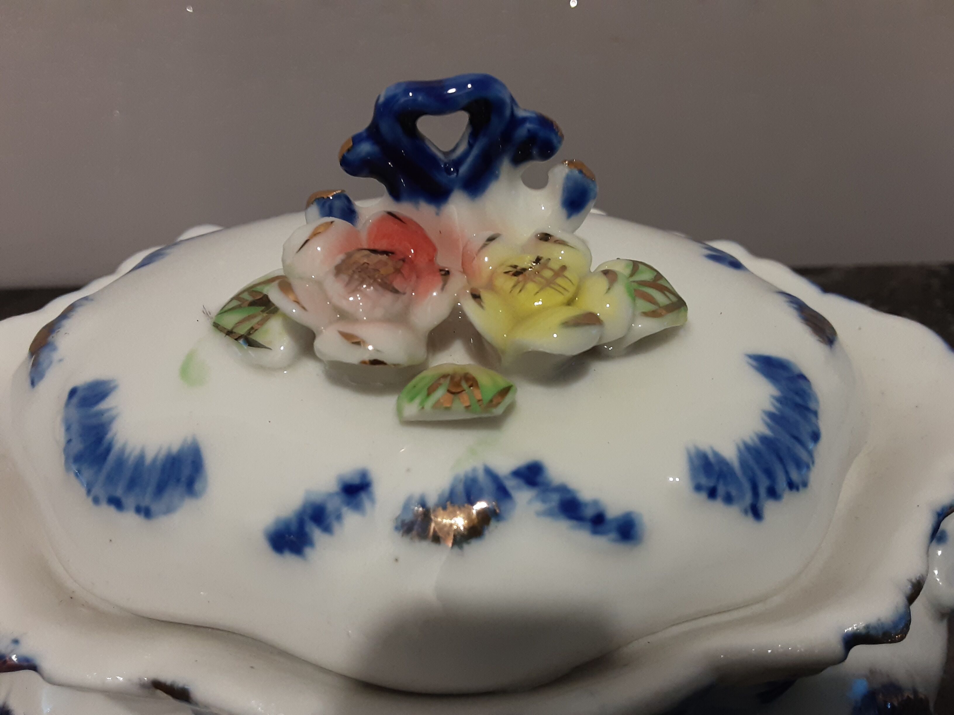 Small slurry candy box