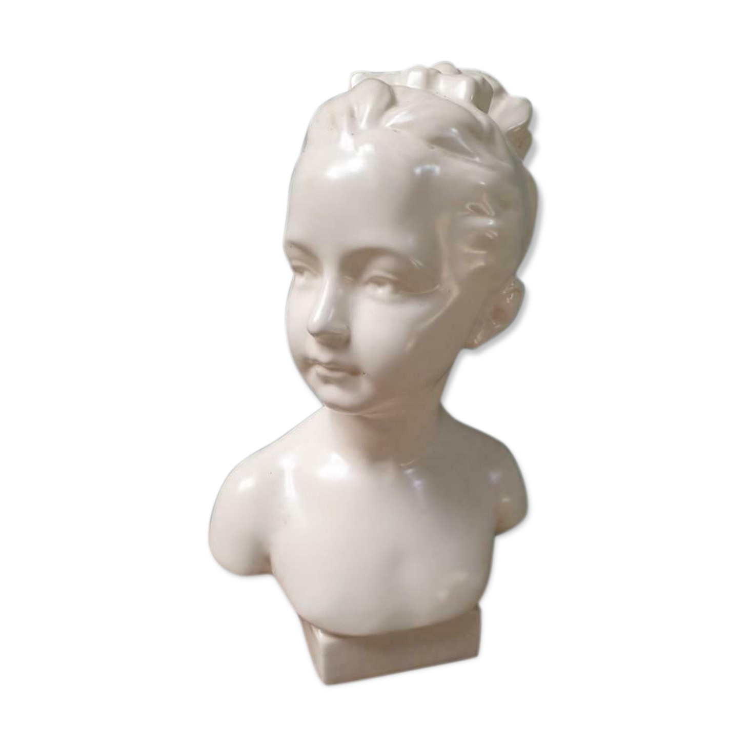 Bust image young girl Biscuit