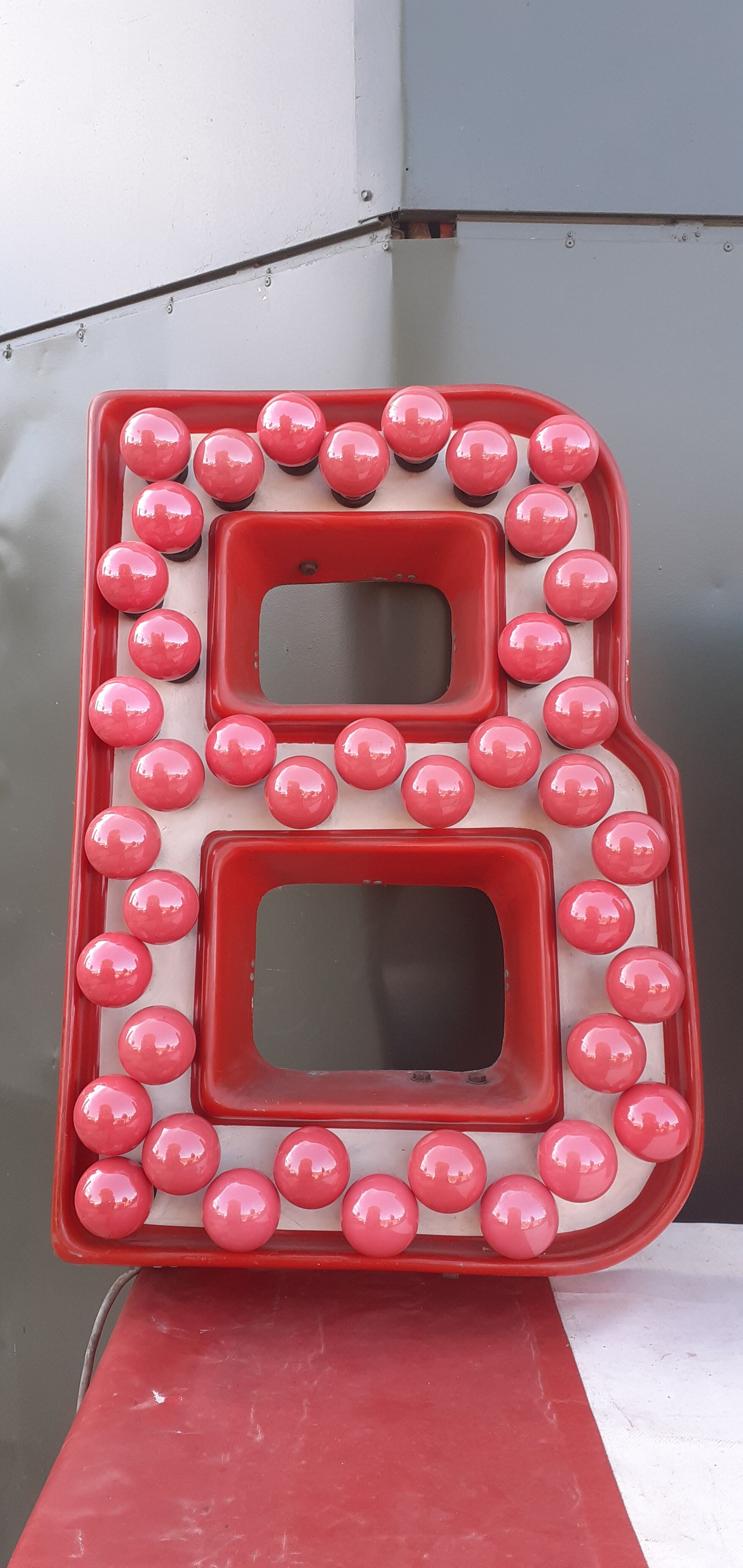 Letter of sign of manège 70s